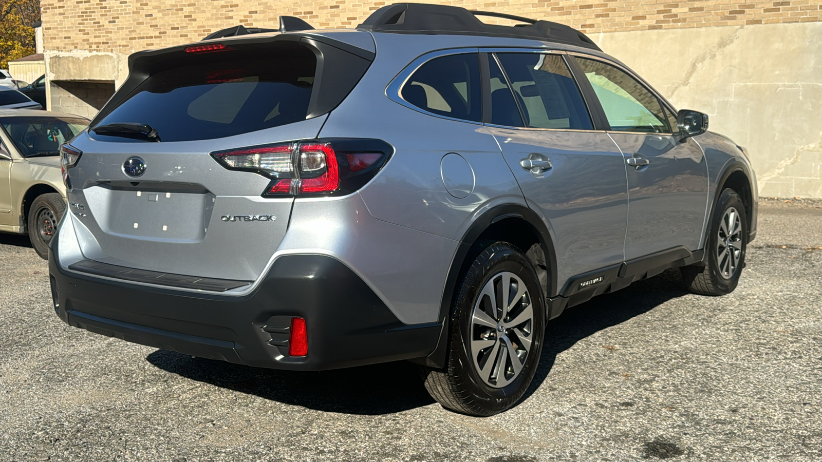 2021 Subaru Outback Premium 10