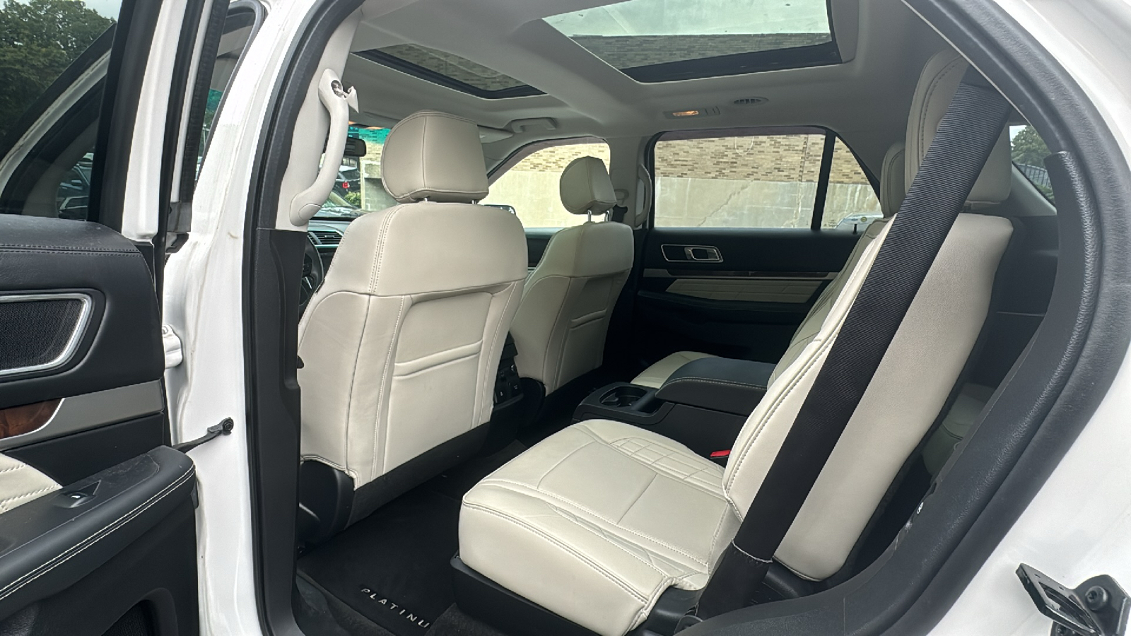 2016 Ford Explorer Platinum 22