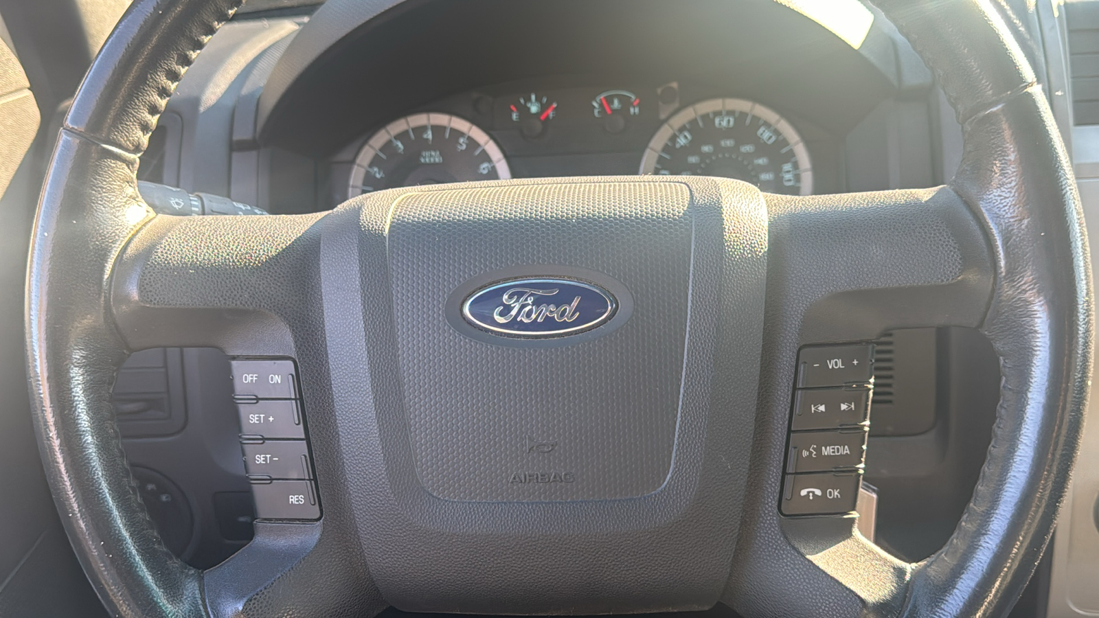 2011 Ford Escape XLT 17