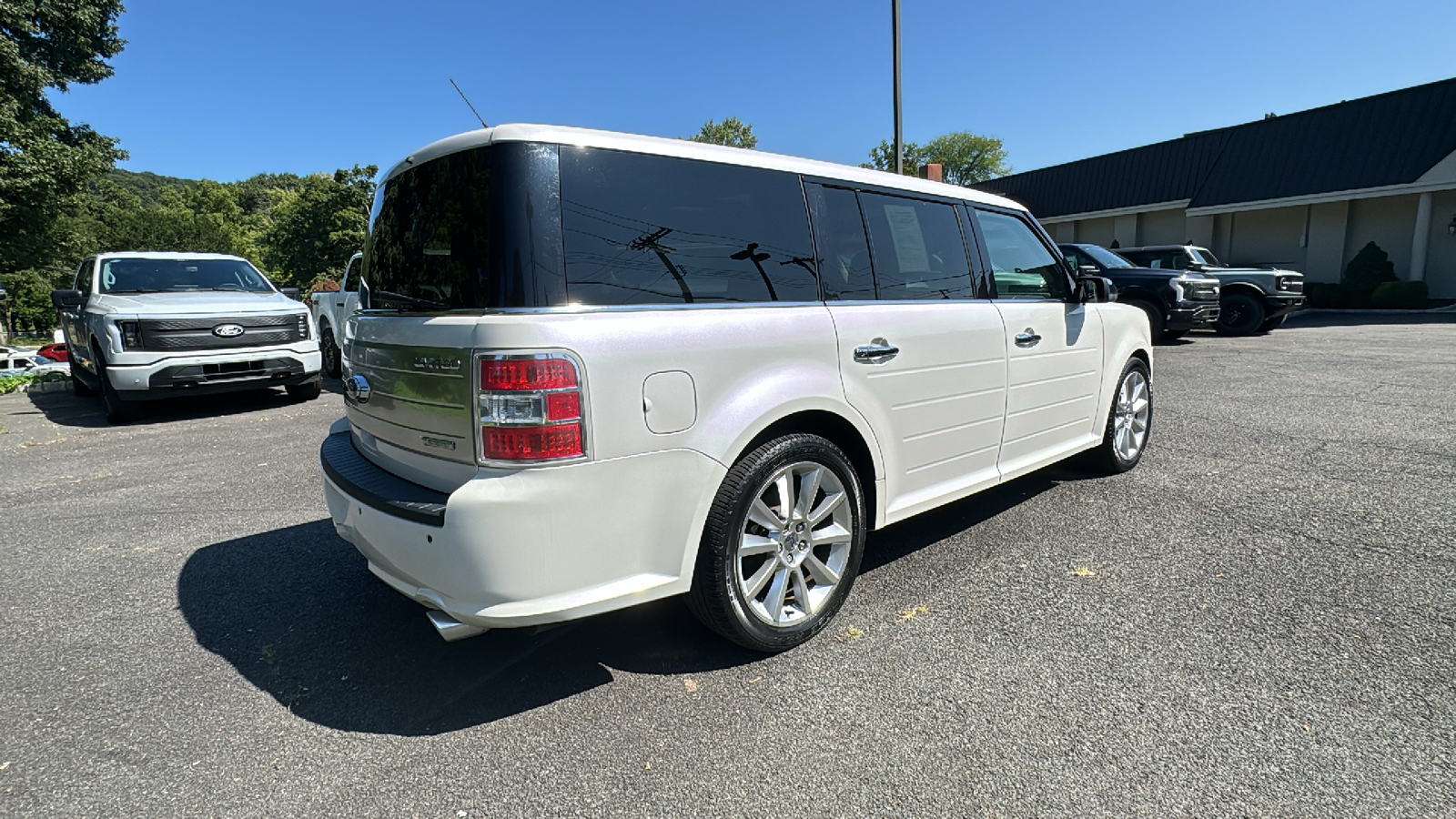 2010 Ford Flex  8