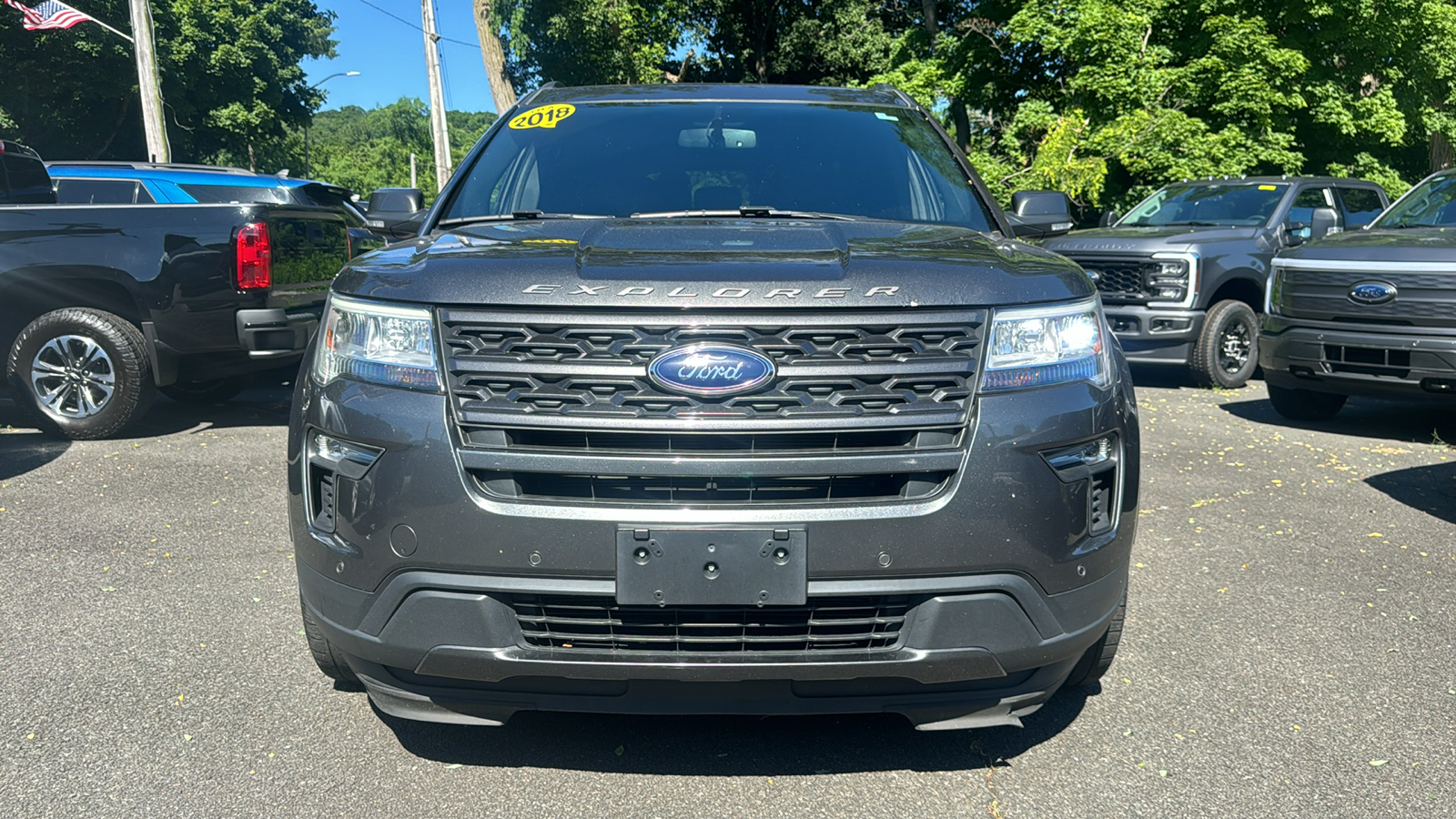 2018 Ford Explorer XLT 2