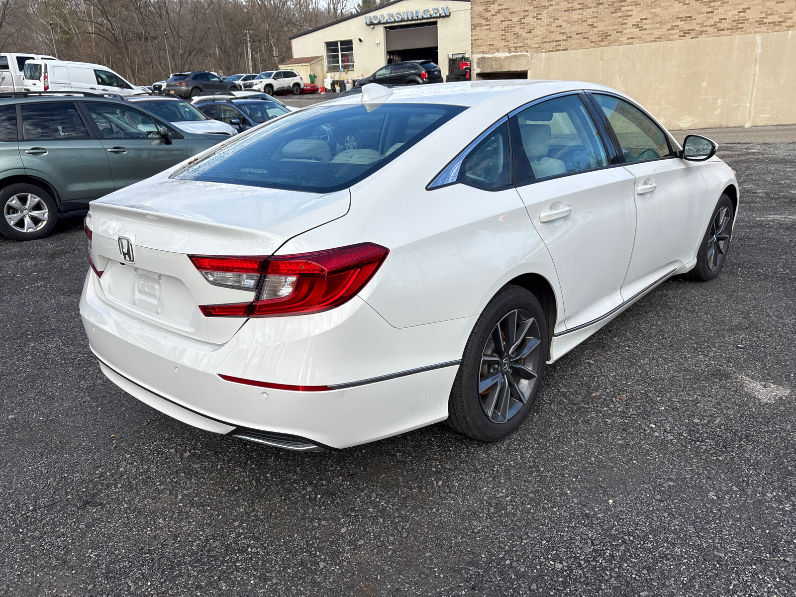 2021 Honda Accord EX-L 1.5T 7