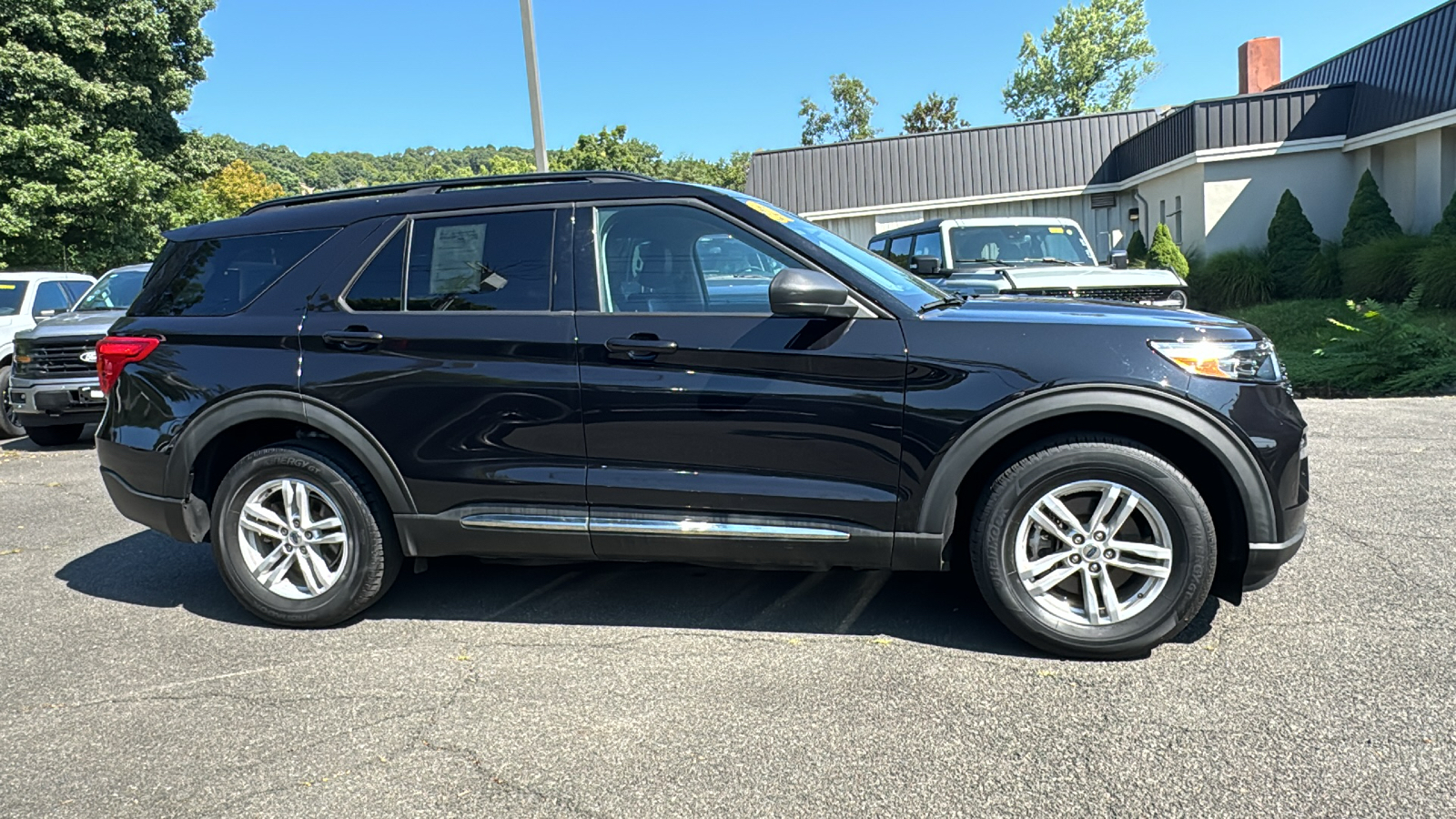 2021 Ford Explorer XLT 9