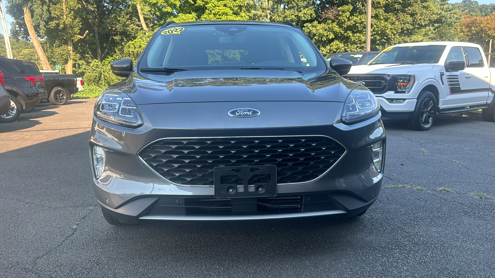 2022 Ford Escape Titanium 2