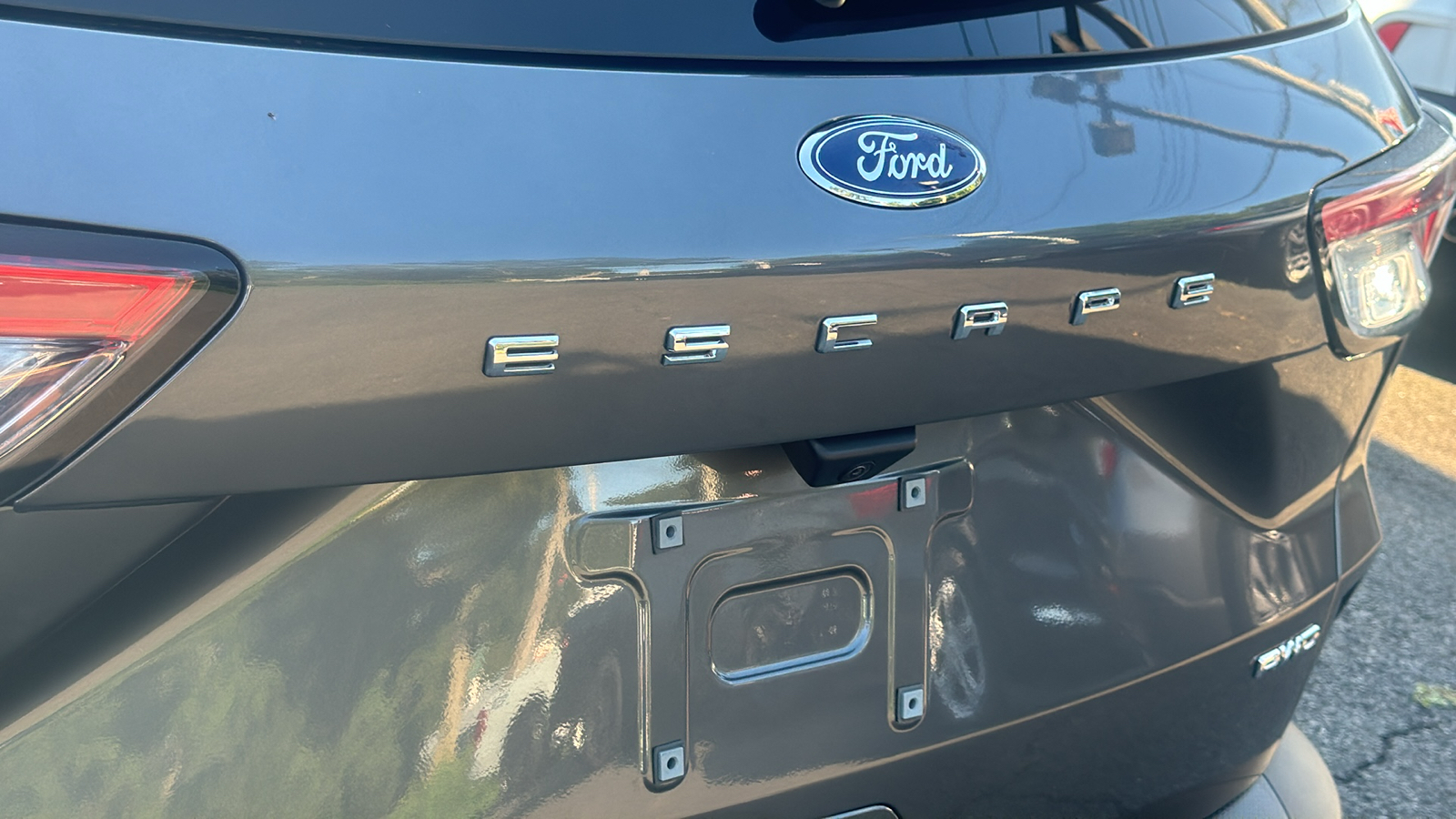 2022 Ford Escape Titanium 36