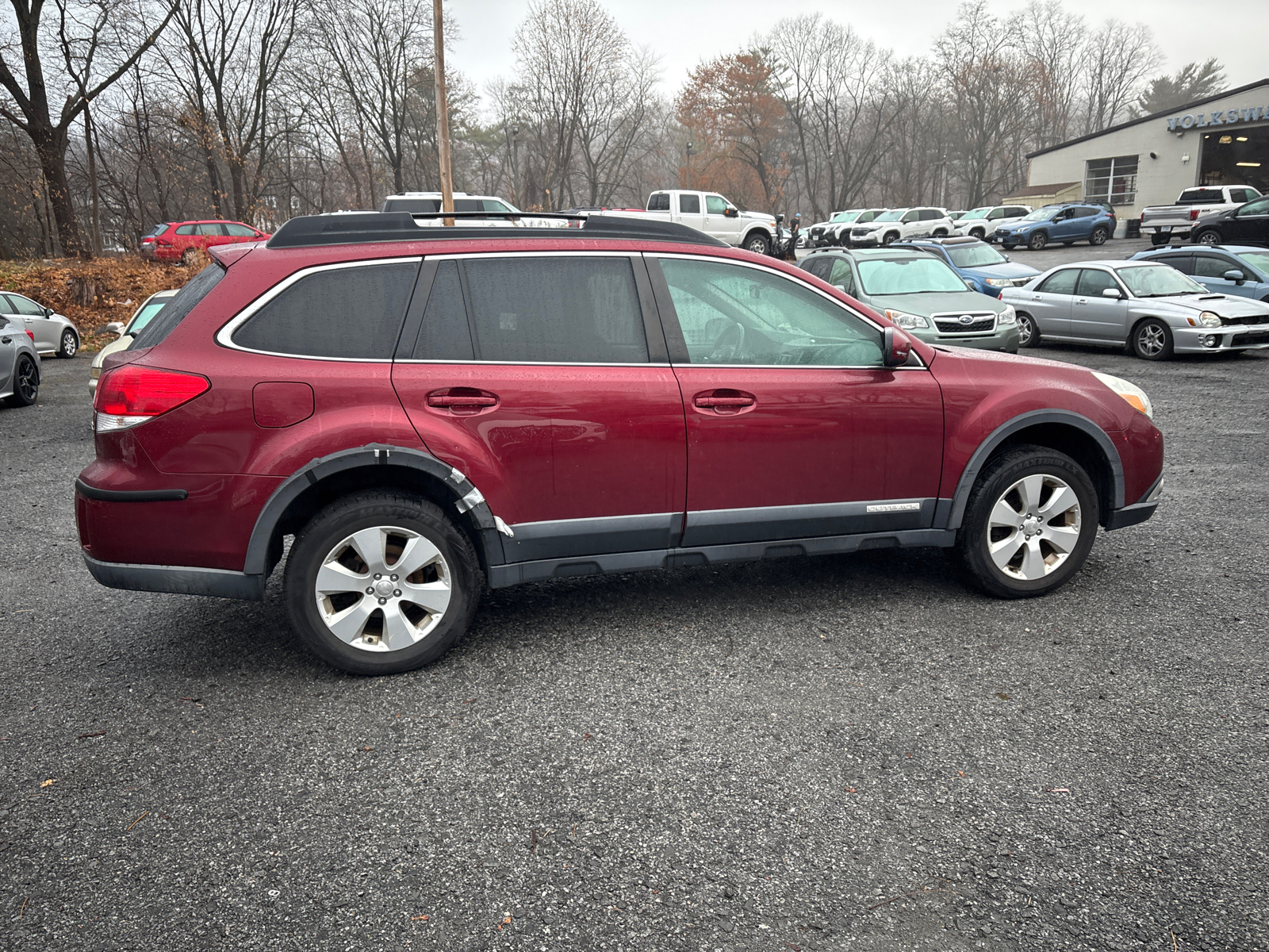 2011 Subaru Outback 2.5i Premium (CVT) 11