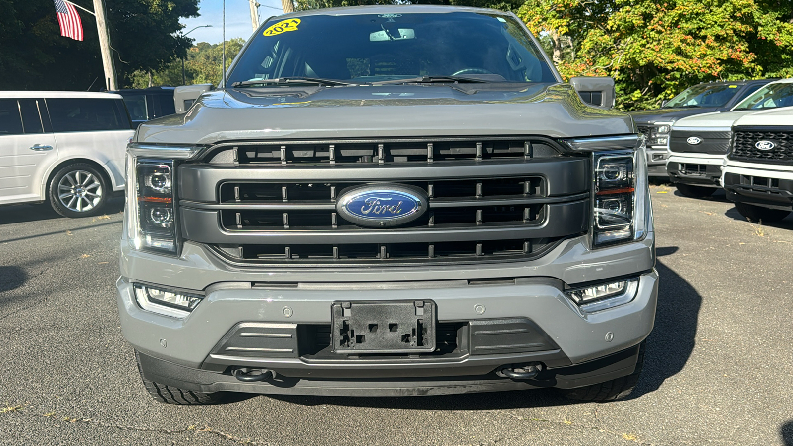 2021 Ford F-150 Lariat 2