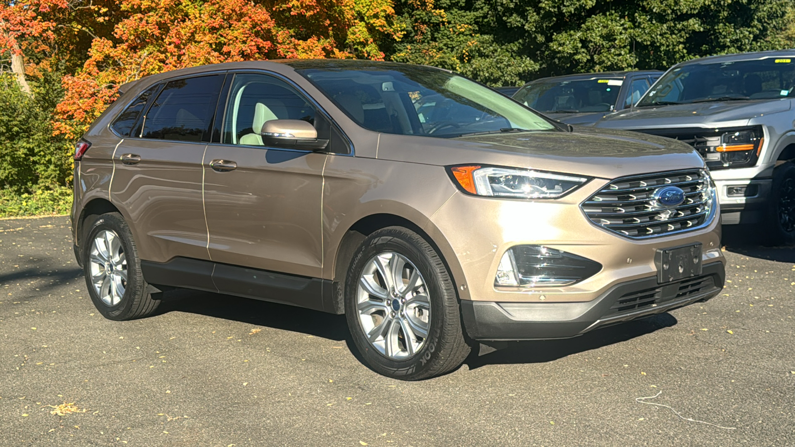 2021 Ford Edge Titanium 1