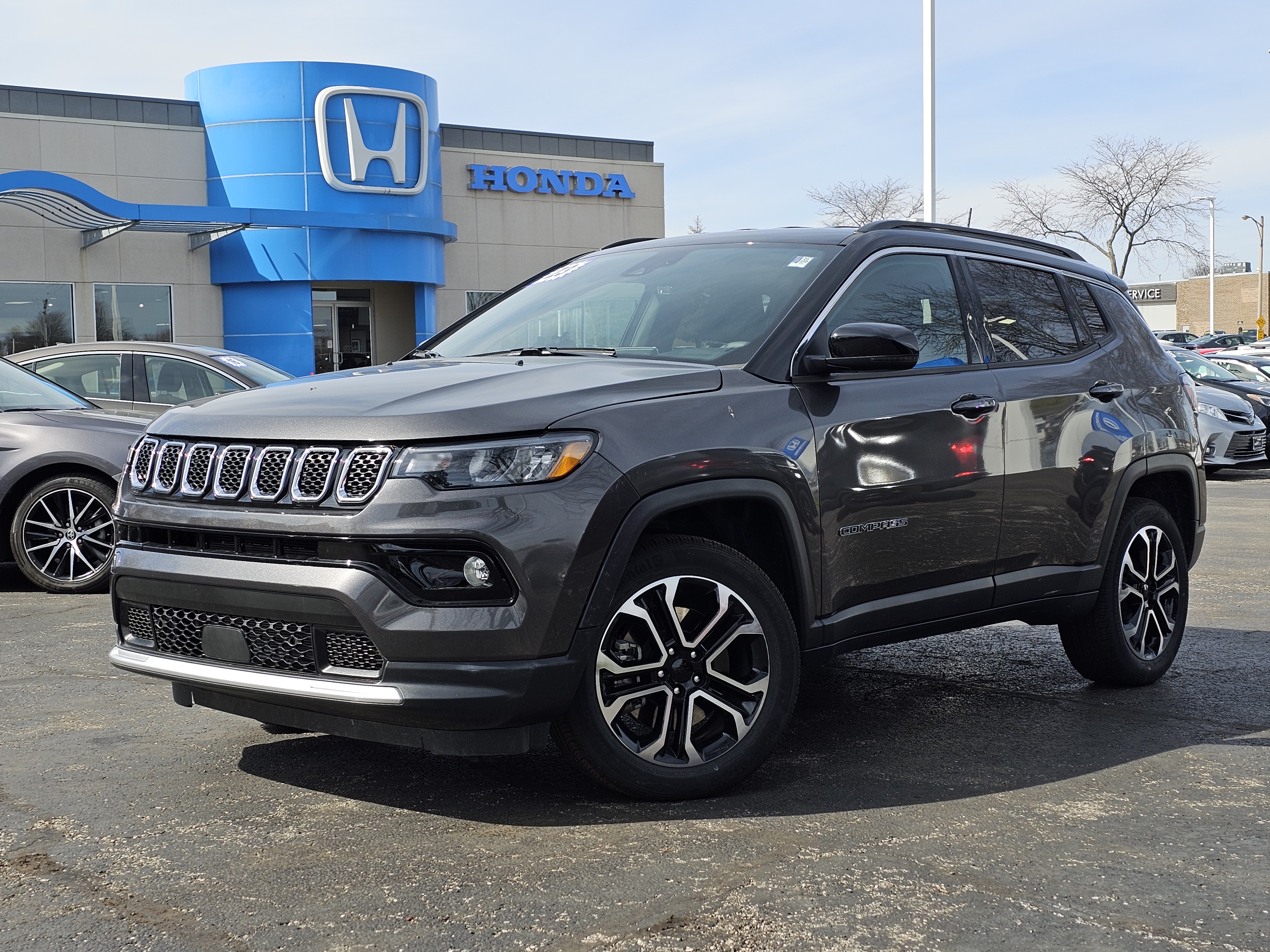 2023 Jeep Compass Limited 1