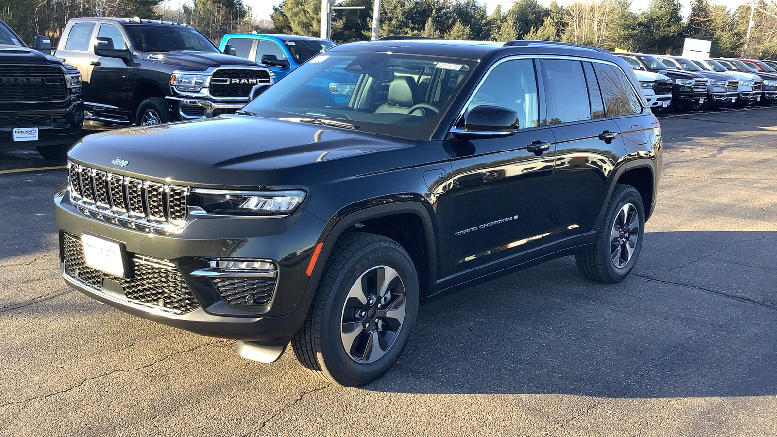 2024 Jeep Grand Cherokee 4xe Limited 3