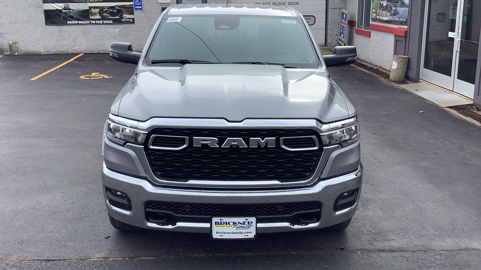 2025 RAM 1500 Big Horn/Lone Star 6