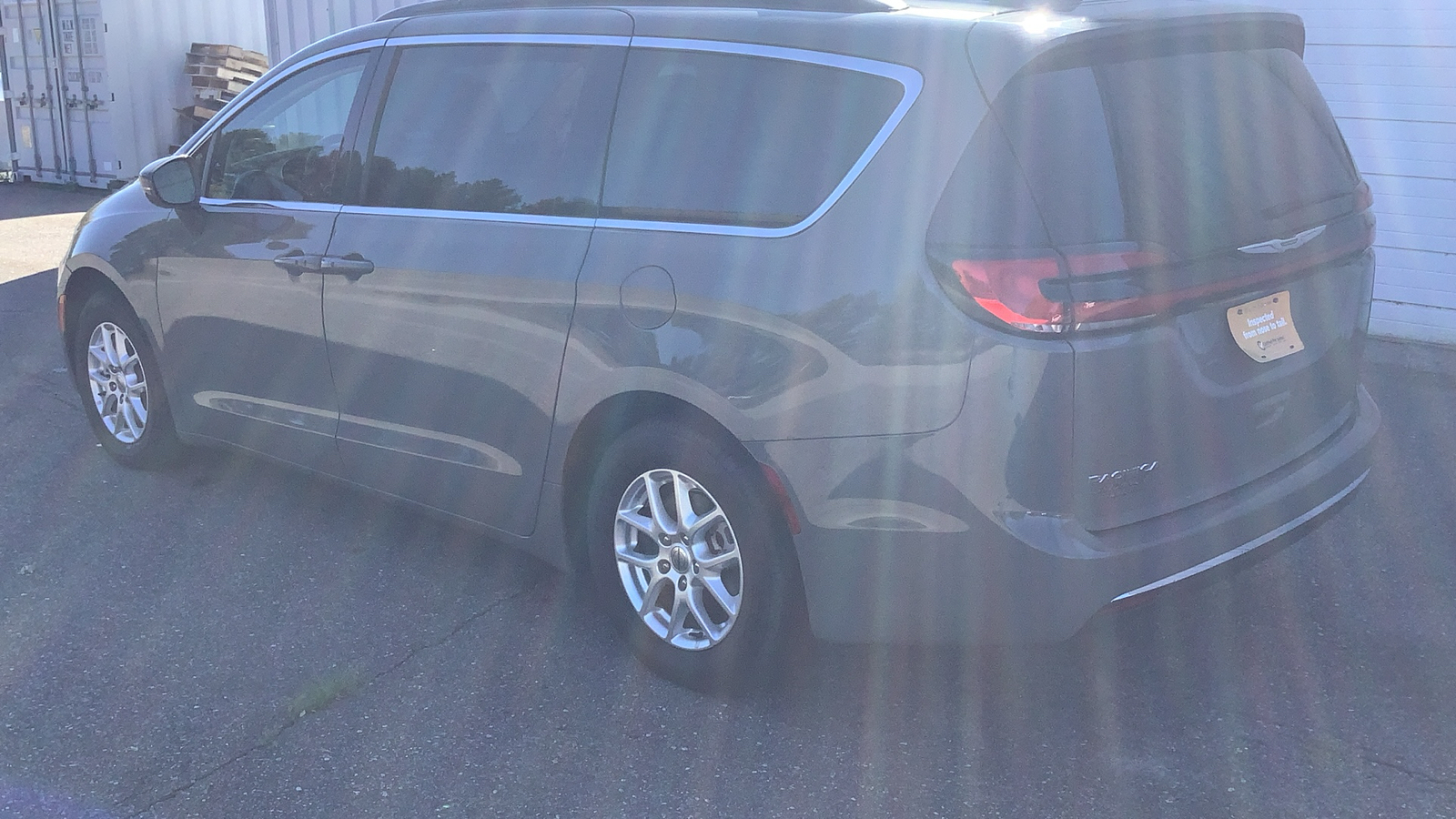 2022 Chrysler Pacifica Touring L 2