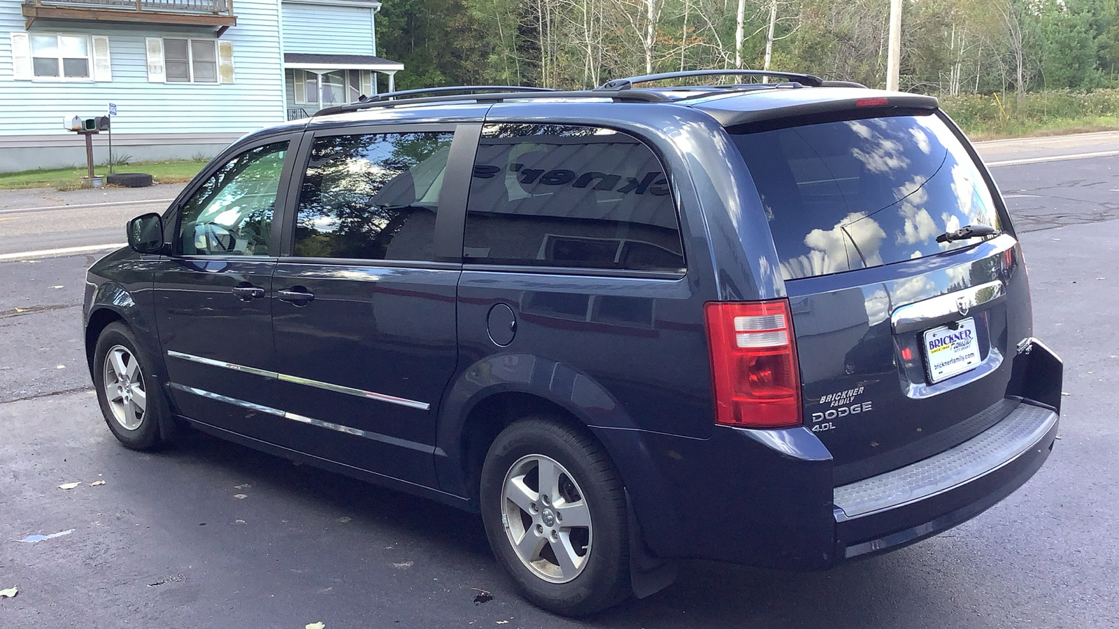 2009 Dodge Grand Caravan SXT 2