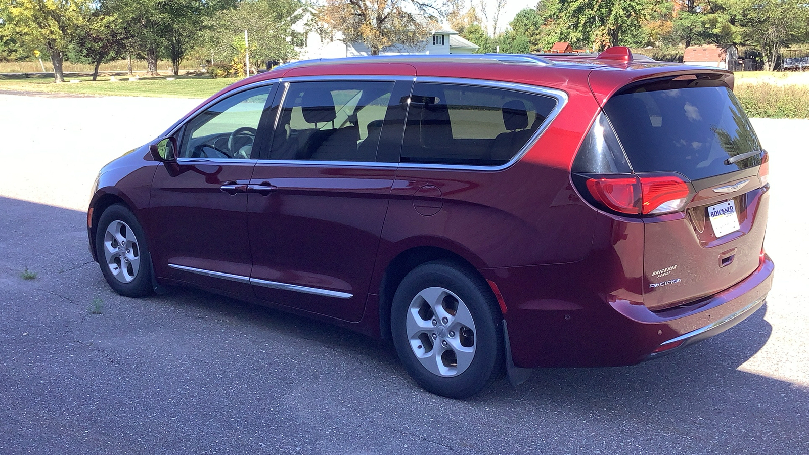 2017 Chrysler Pacifica Touring L Plus 2