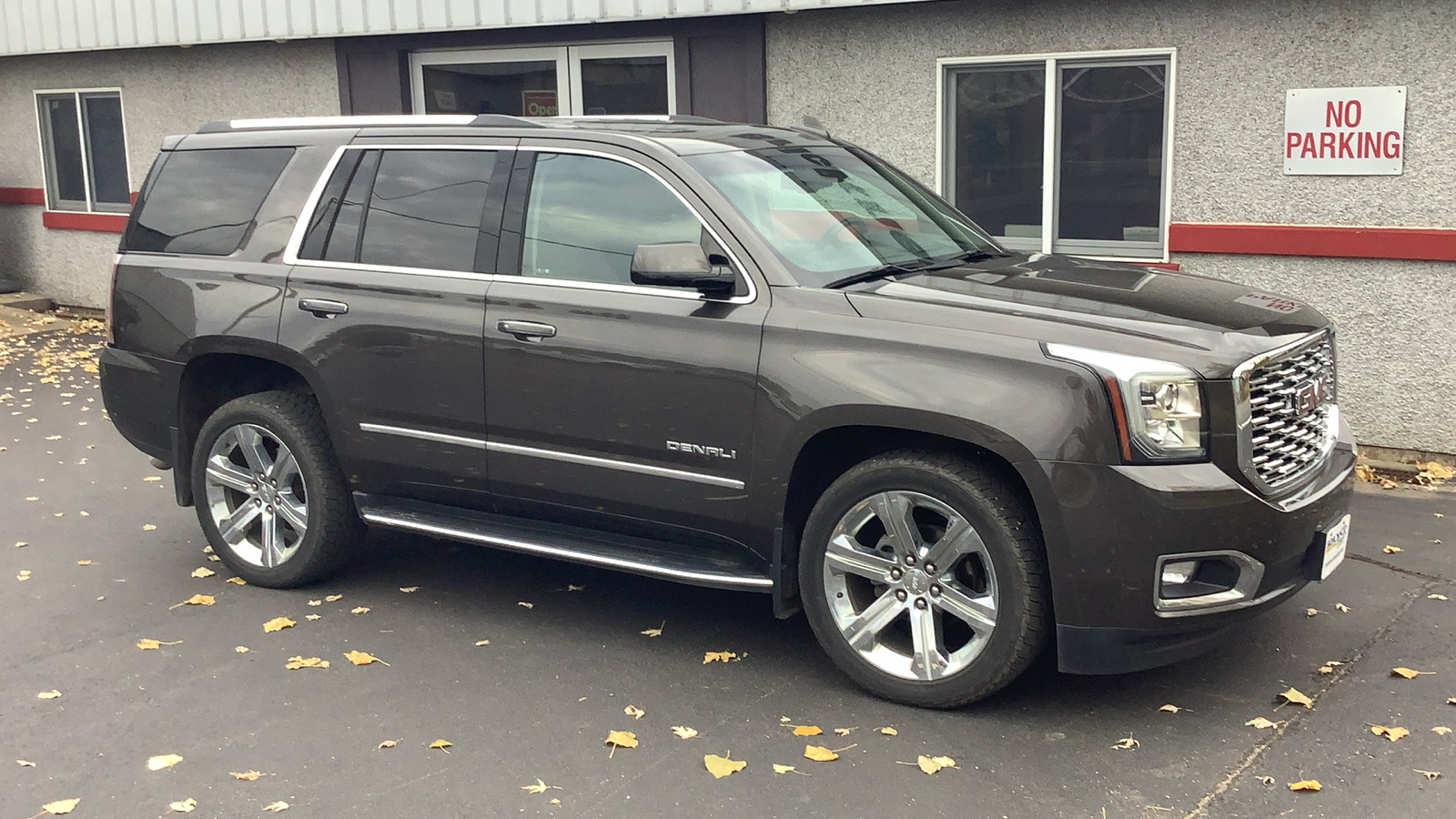 2019 GMC Yukon Denali 8