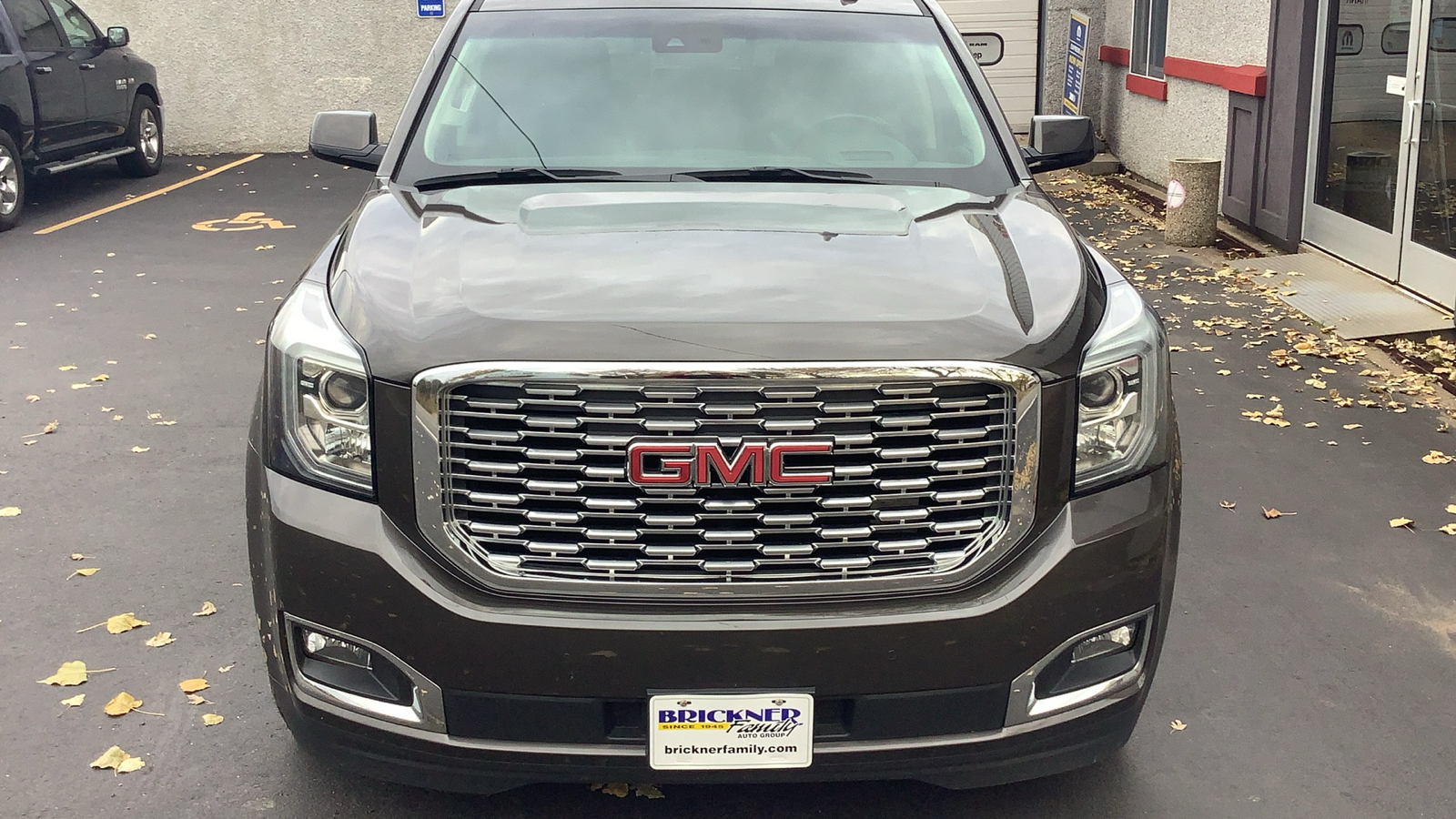 2019 GMC Yukon Denali 9