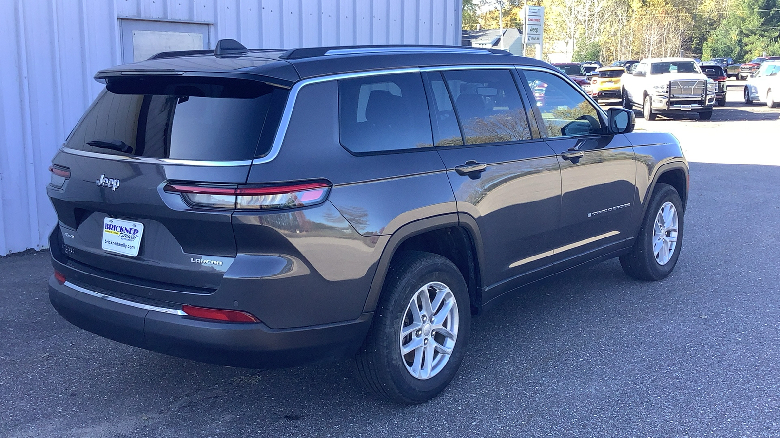 2023 Jeep Grand Cherokee L Laredo 6