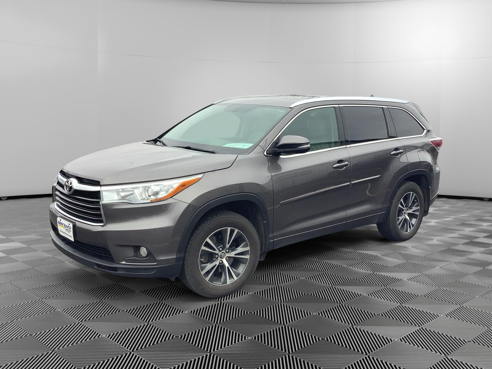 2016 Toyota Highlander XLE 1