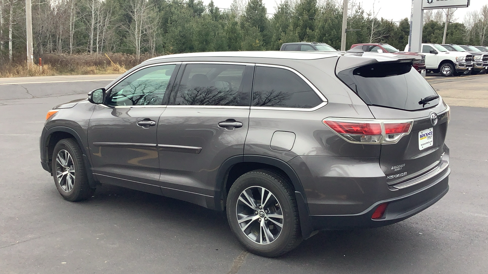 2016 Toyota Highlander XLE 2