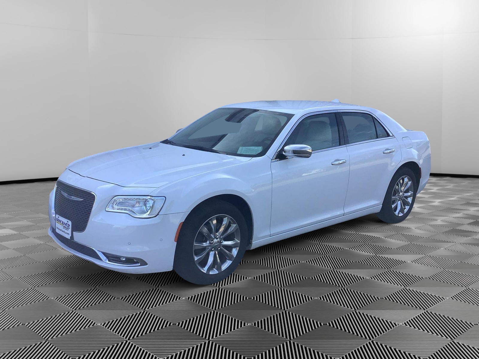 2018 Chrysler 300C Limited 1