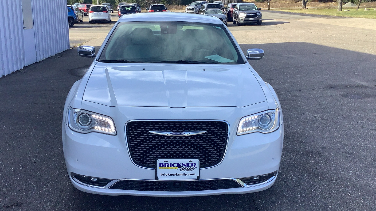 2018 Chrysler 300C Limited 6