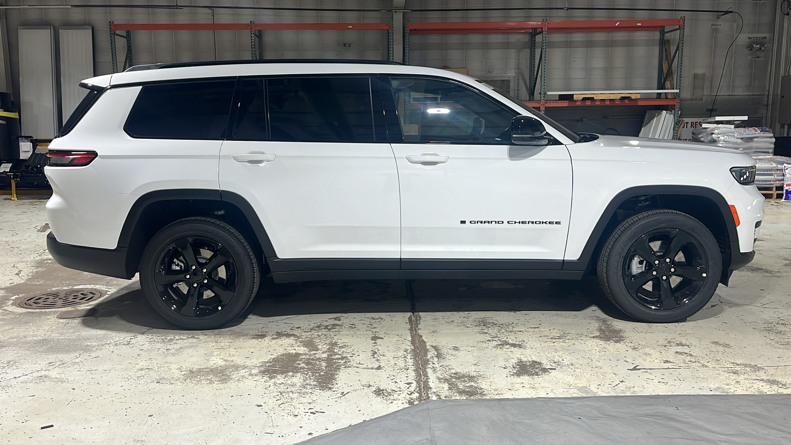 2024 Jeep Grand Cherokee L Altitude 6