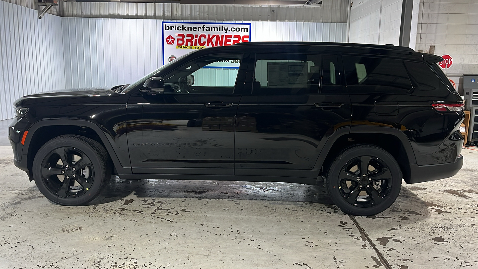 2024 Jeep Grand Cherokee L Altitude 2