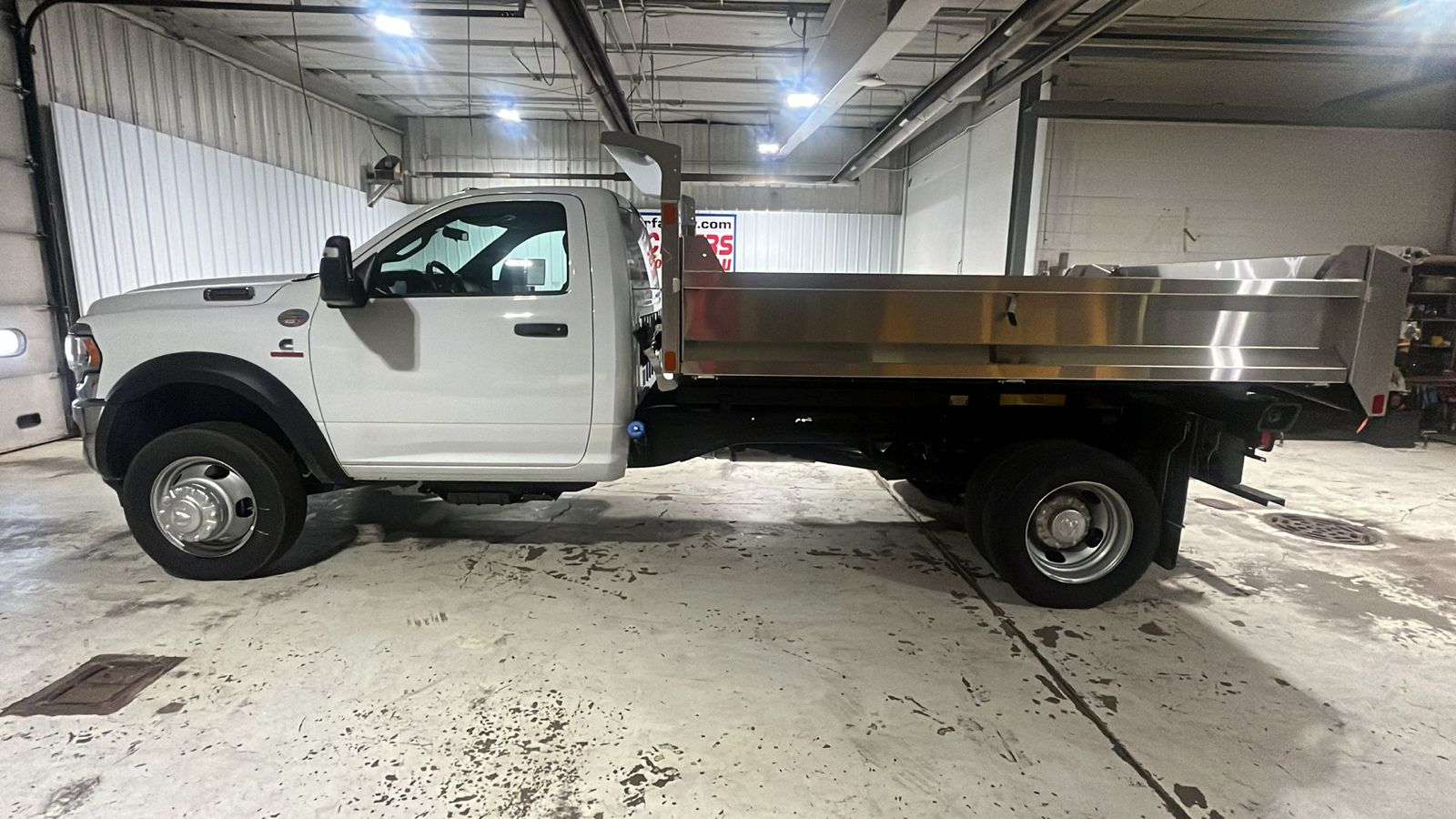 2024 Ram 5500 Chassis Tradesman 2