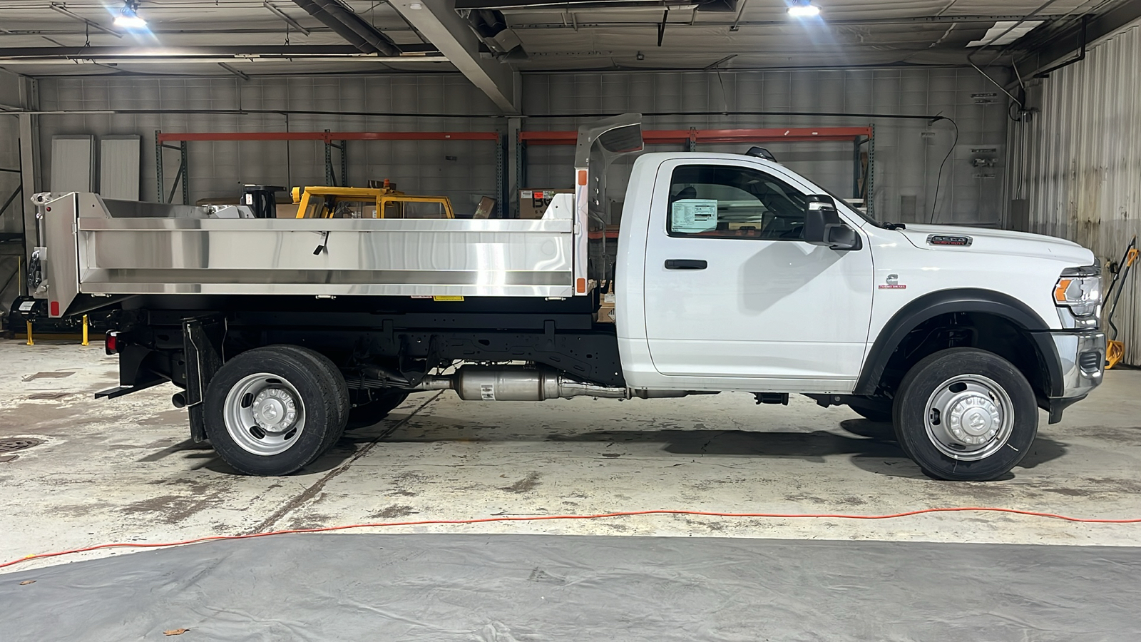 2024 Ram 5500 Chassis Tradesman 6