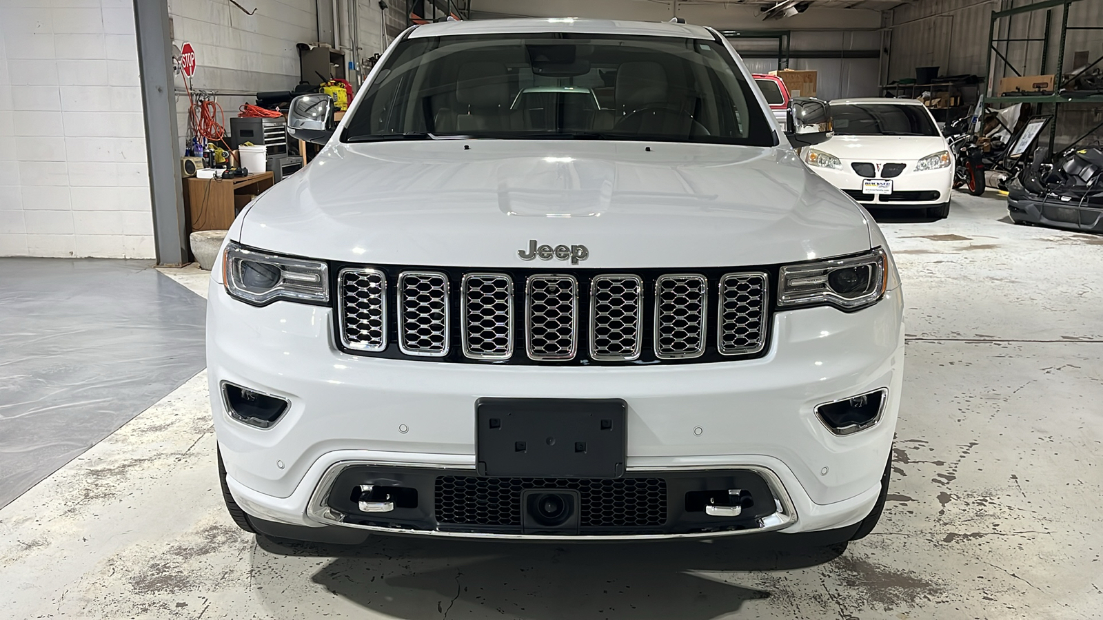 2021 Jeep Grand Cherokee Overland 8