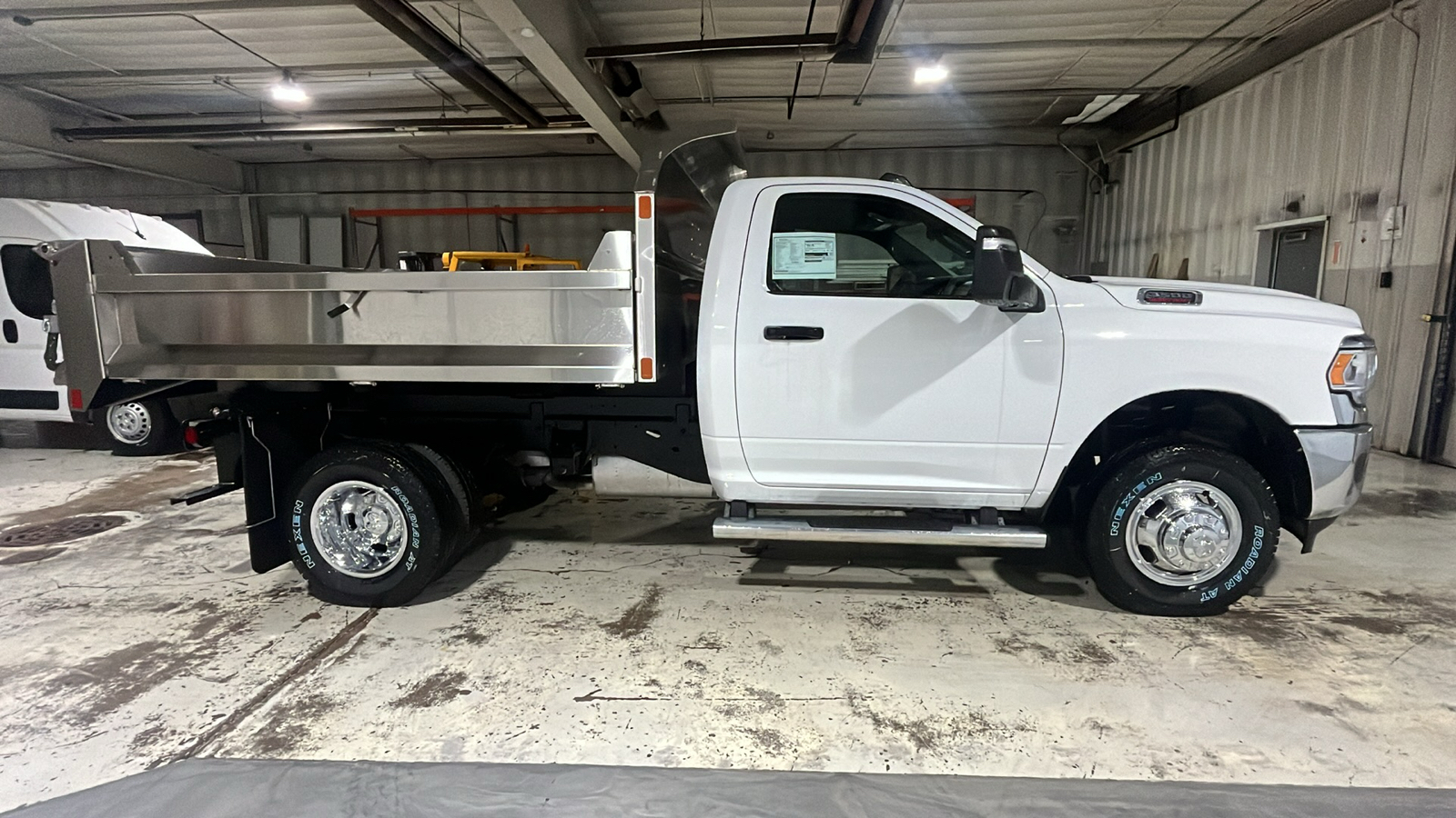 2024 RAM 3500 Tradesman 6