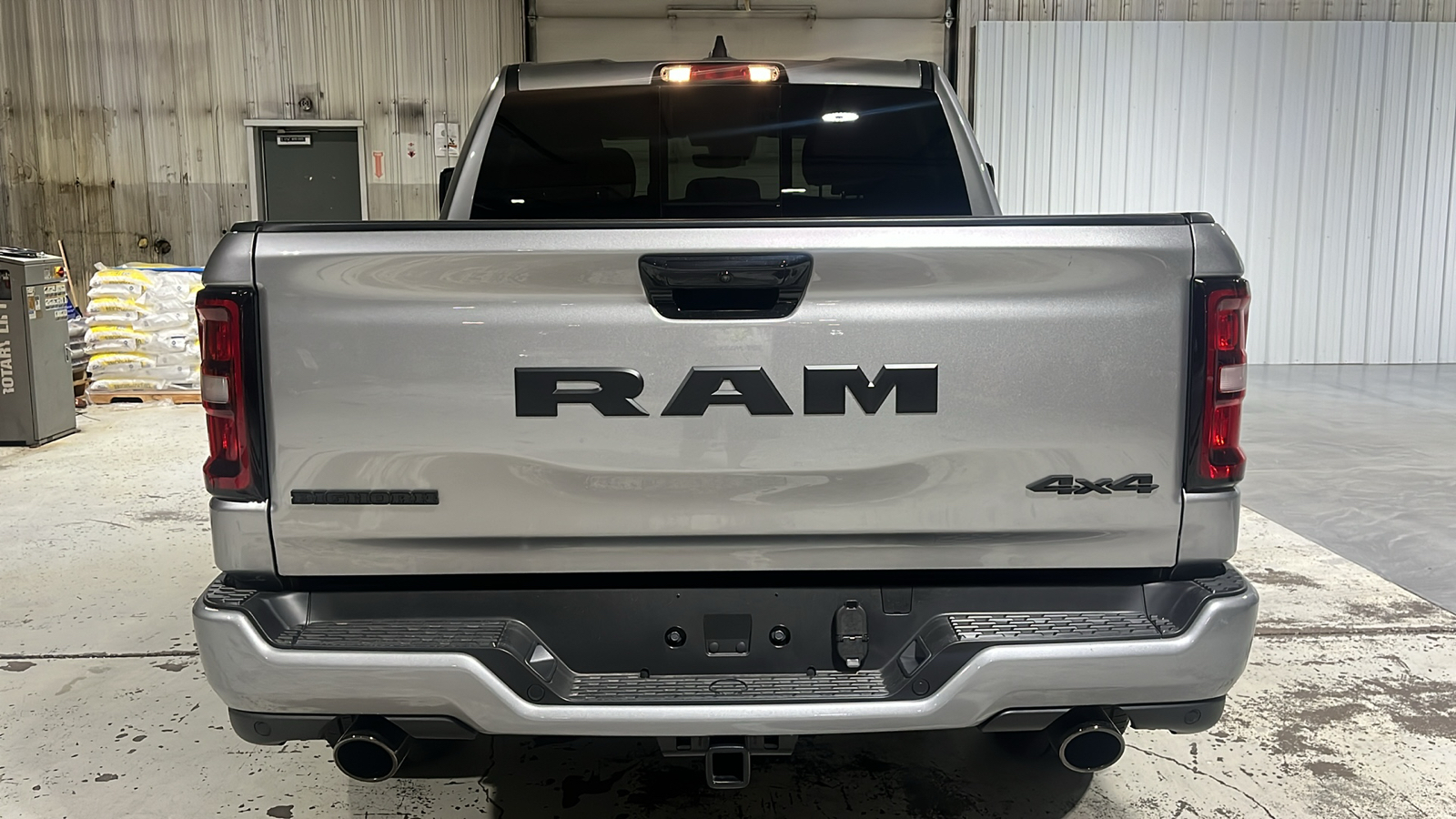 2025 RAM 1500 Big Horn/Lone Star 4