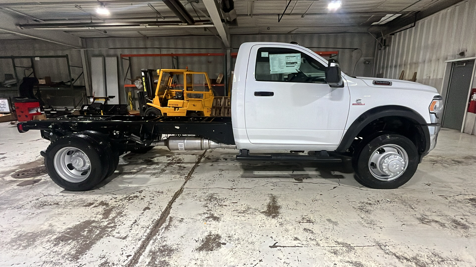 2024 RAM 5500HD Tradesman 6