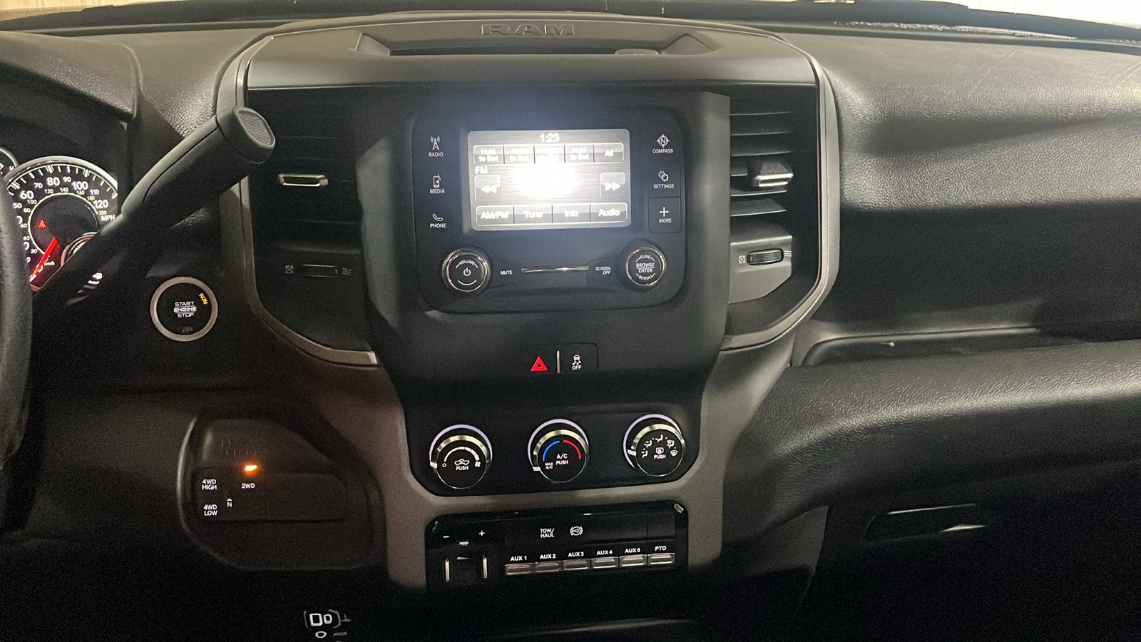 2024 RAM 5500HD Tradesman 13