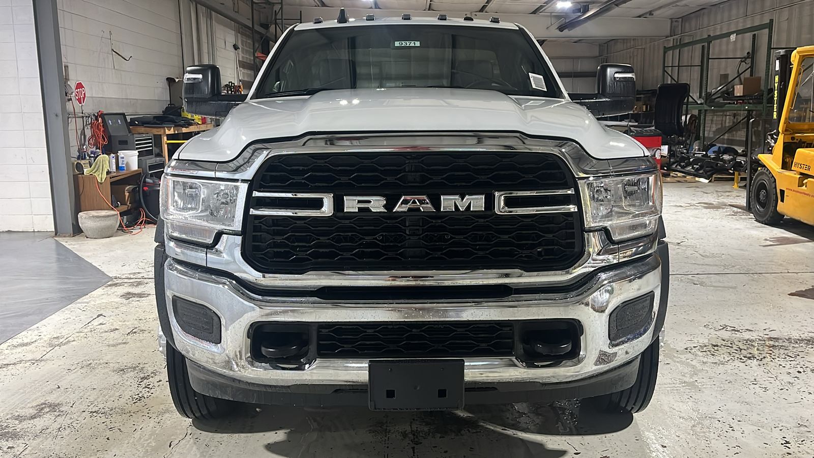 2024 RAM 5500HD Tradesman 8