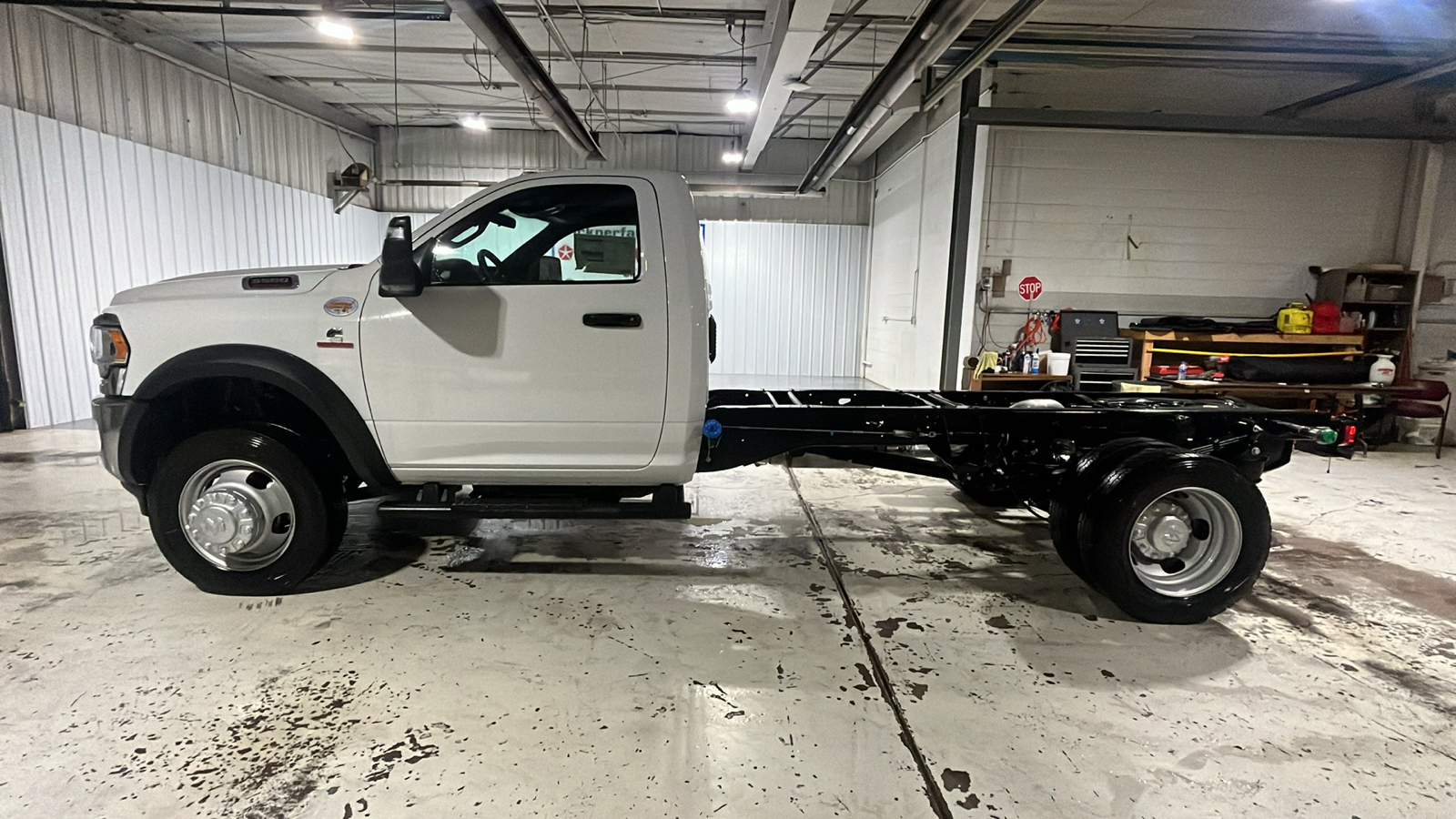 2024 RAM 5500HD Tradesman 2