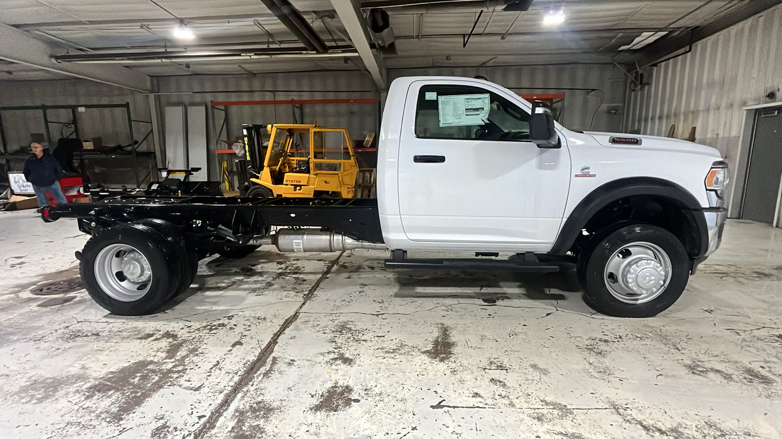 2024 RAM 5500HD Tradesman 6