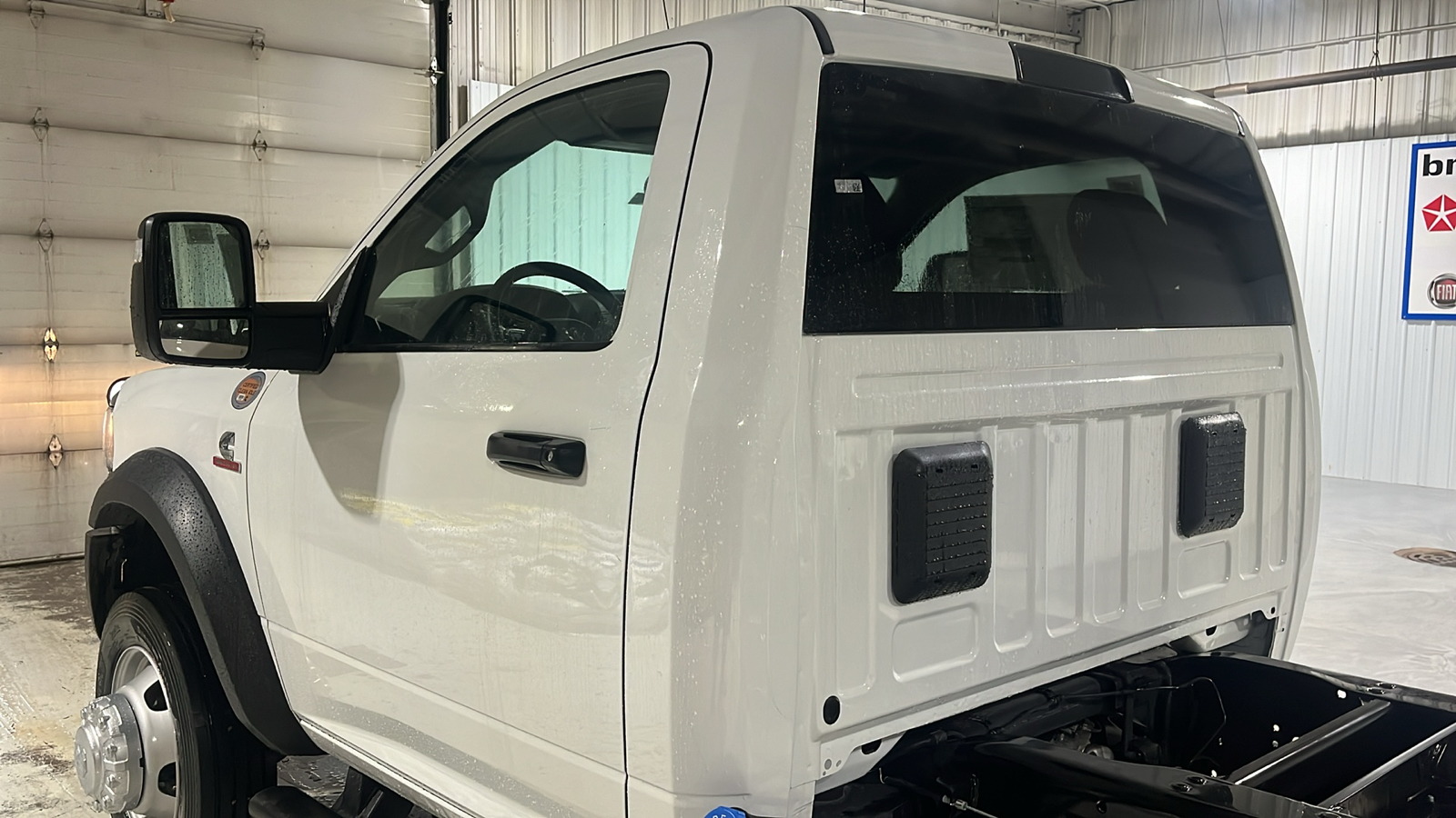 2024 RAM 5500HD Tradesman 16