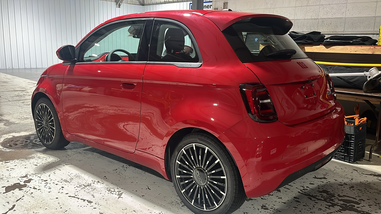 2024 FIAT 500e Battery Electric 3