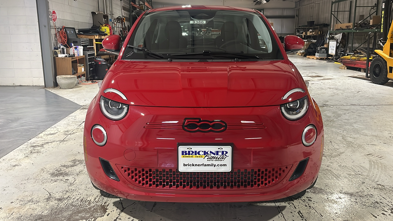 2024 FIAT 500e Battery Electric 8