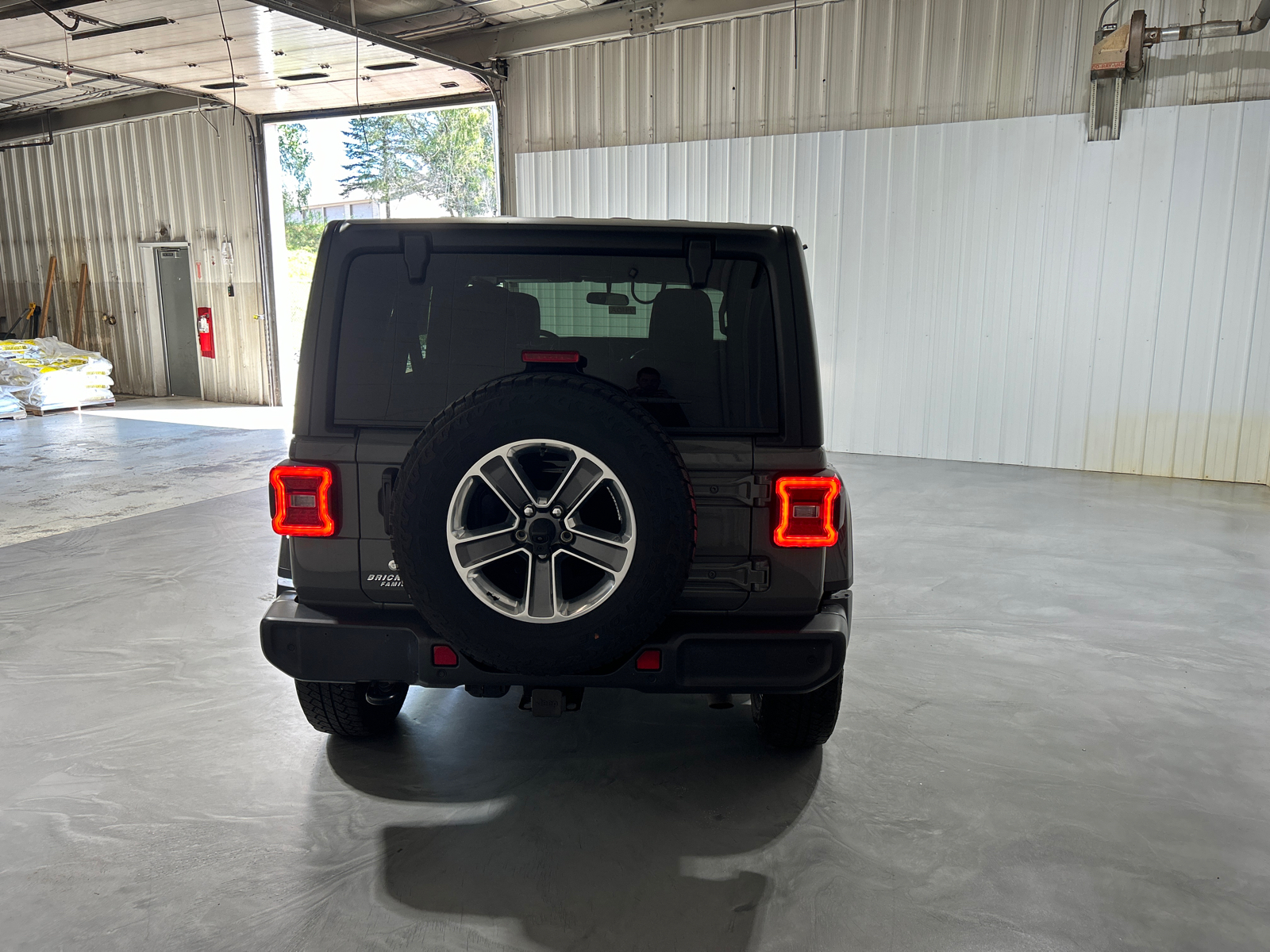 2019 Jeep Wrangler Sahara 4