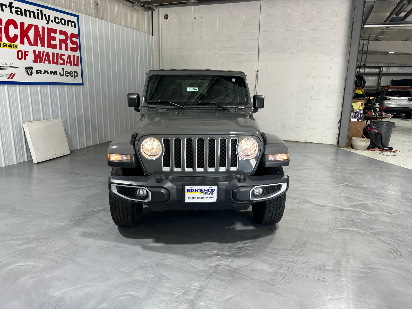 2019 Jeep Wrangler Sahara 8