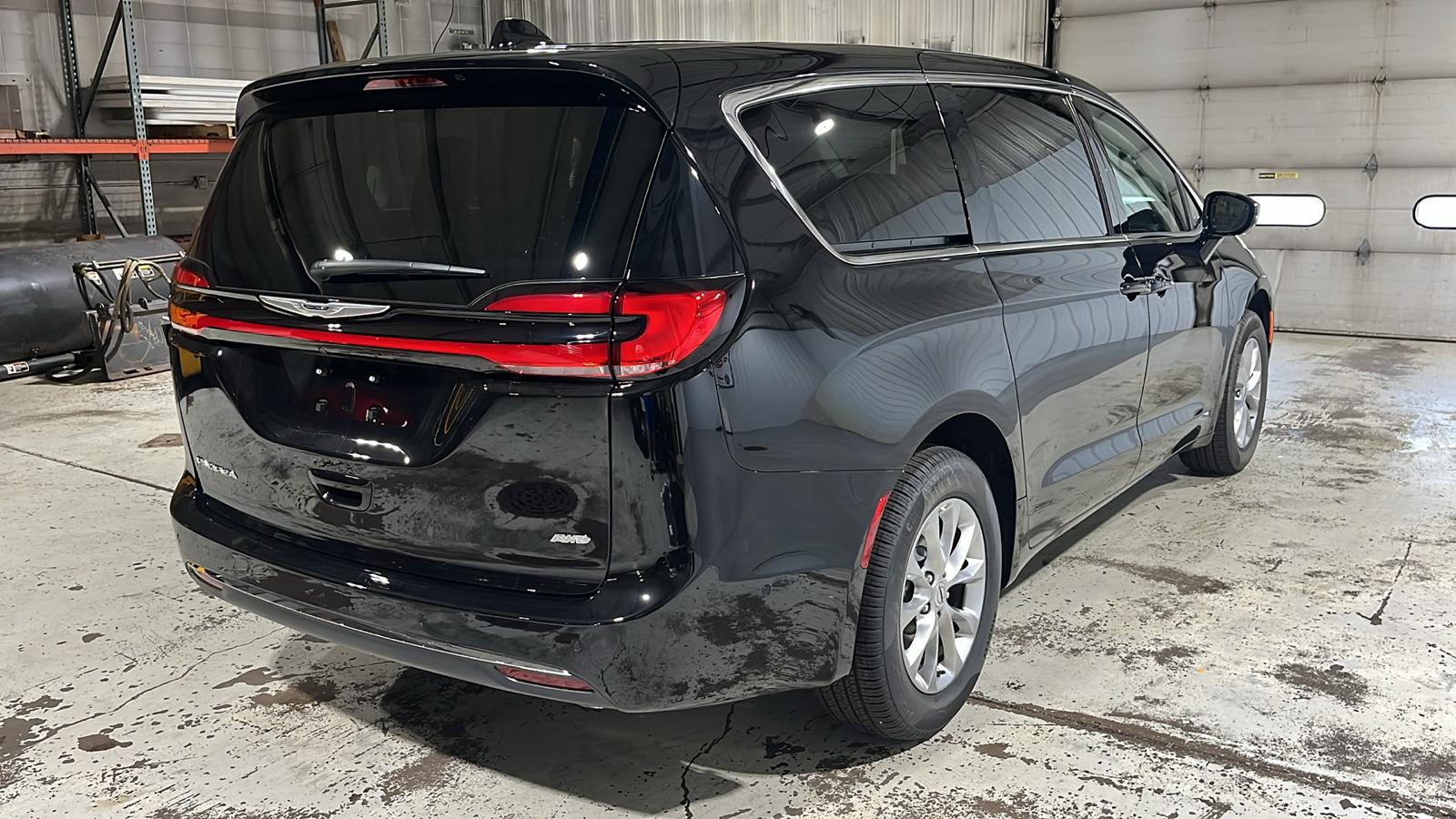 2024 CHRYSLER Pacifica Touring L 5