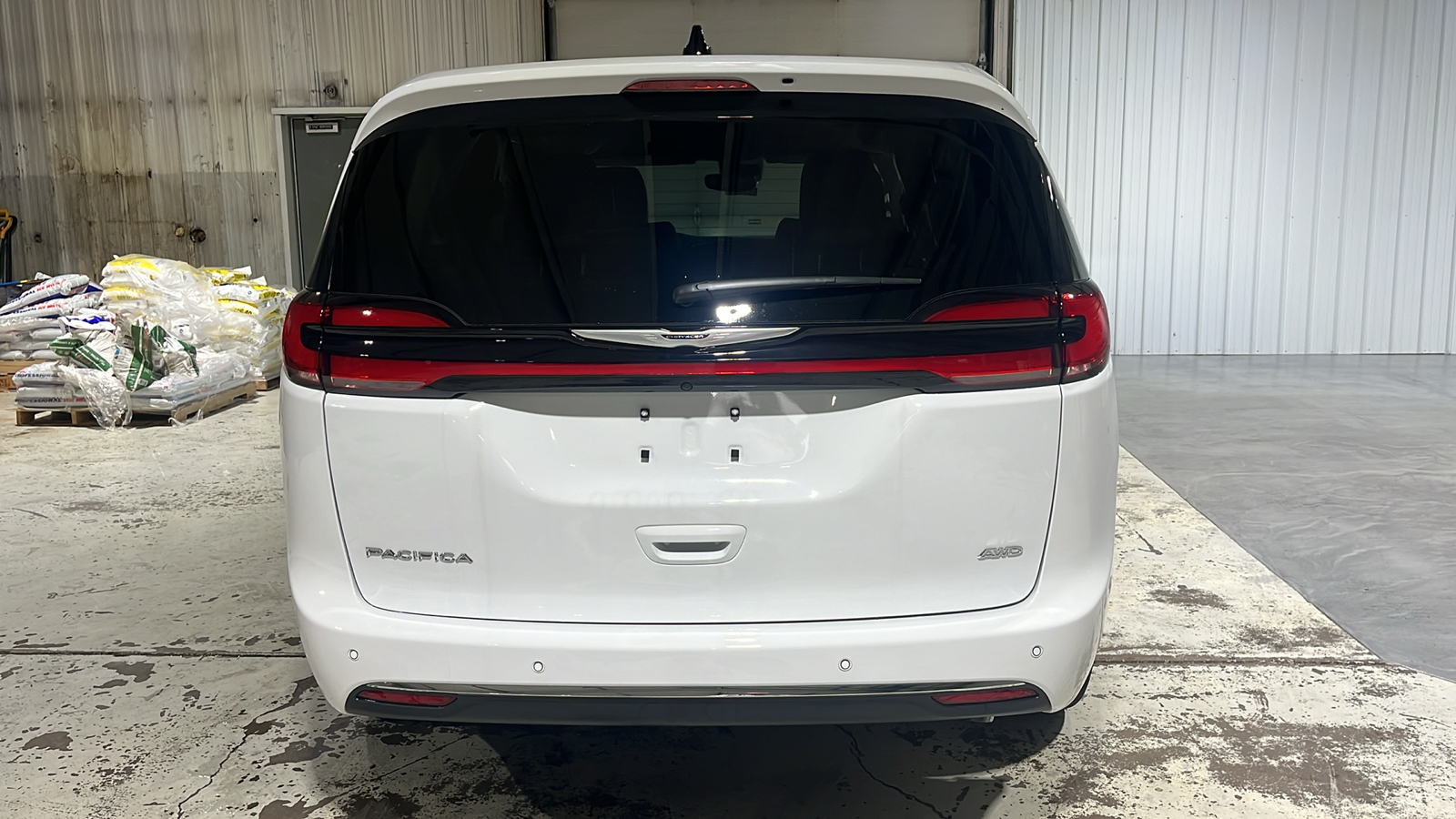 2024 CHRYSLER Pacifica Touring L 4