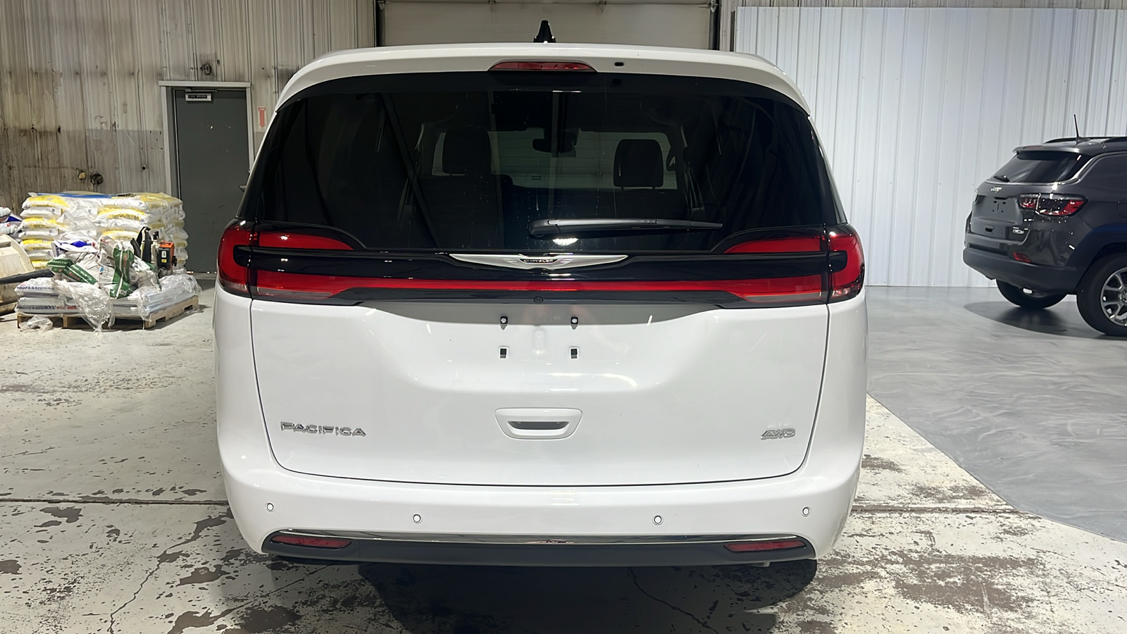 2024 CHRYSLER Pacifica Touring L 4