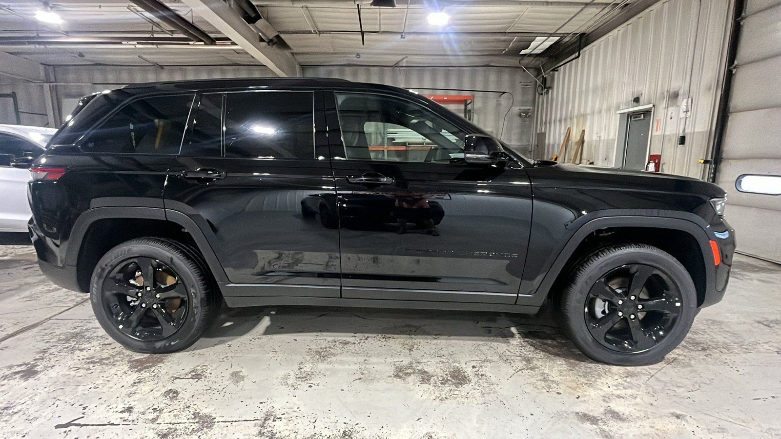 2024 JEEP Grand Cherokee Altitude 6