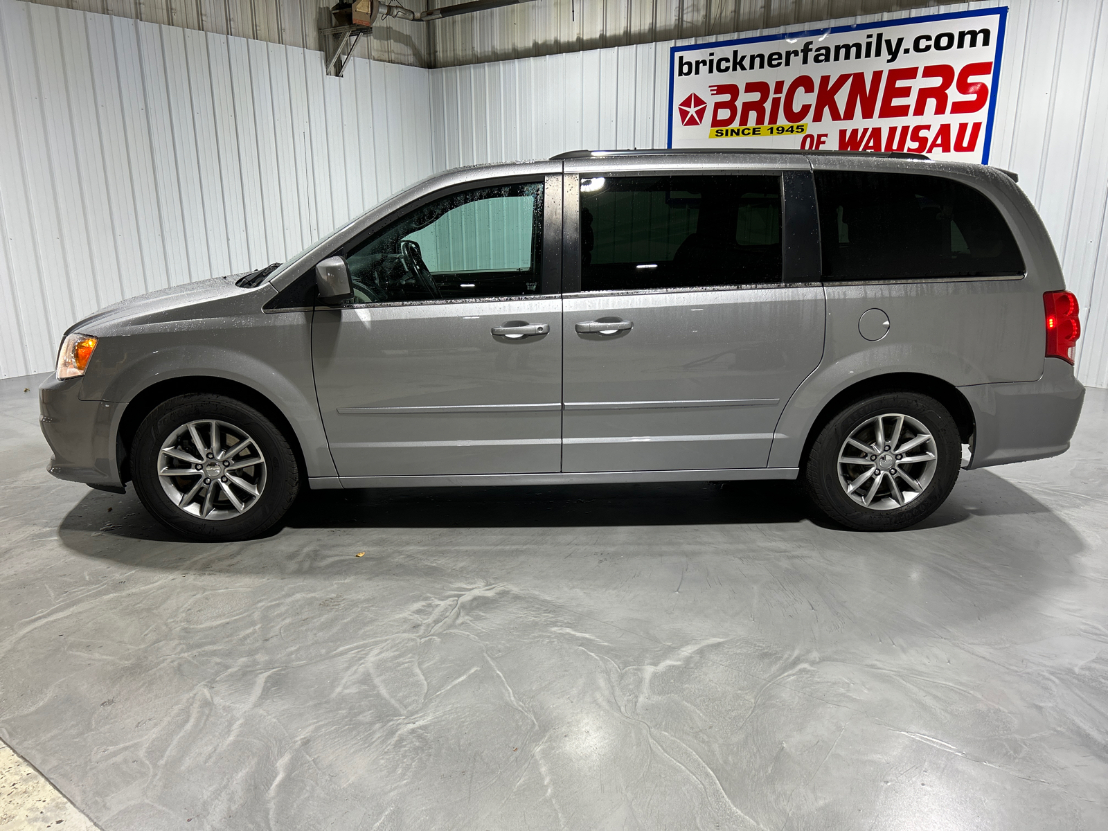 2015 Dodge Grand Caravan SXT Plus 2