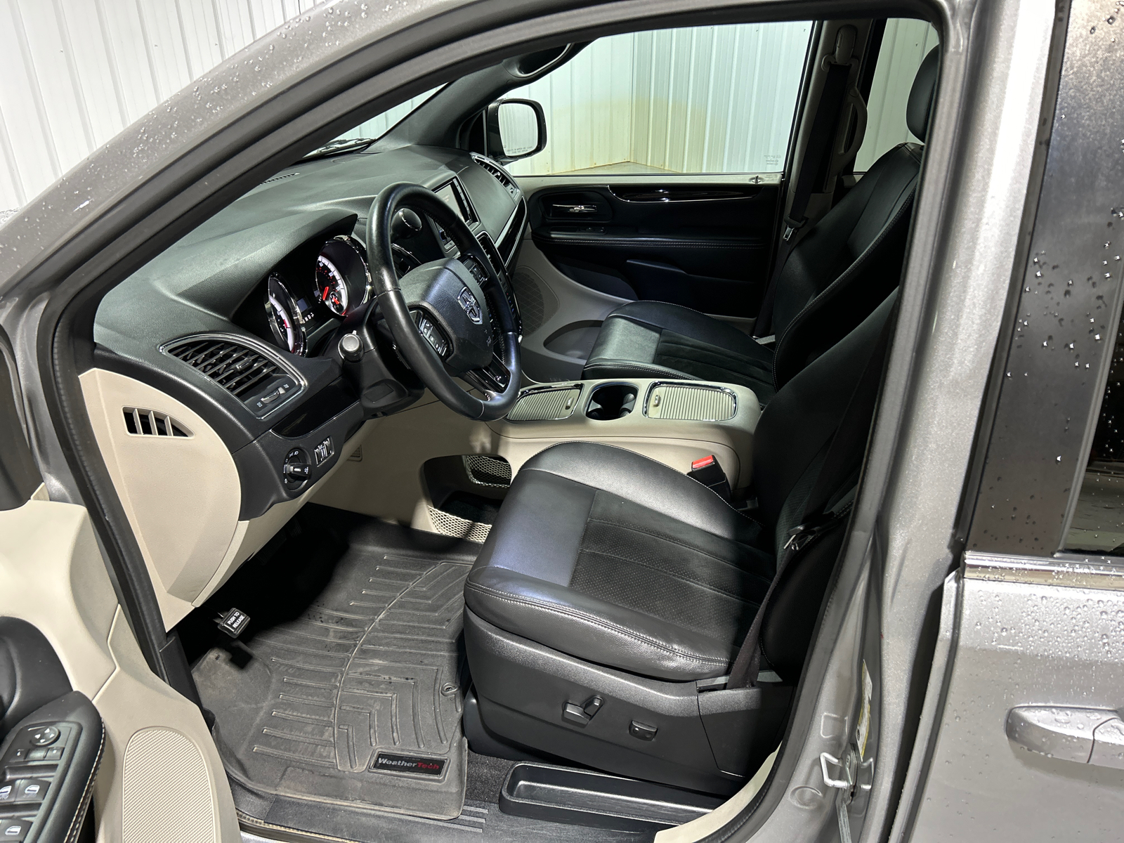 2015 Dodge Grand Caravan SXT Plus 15