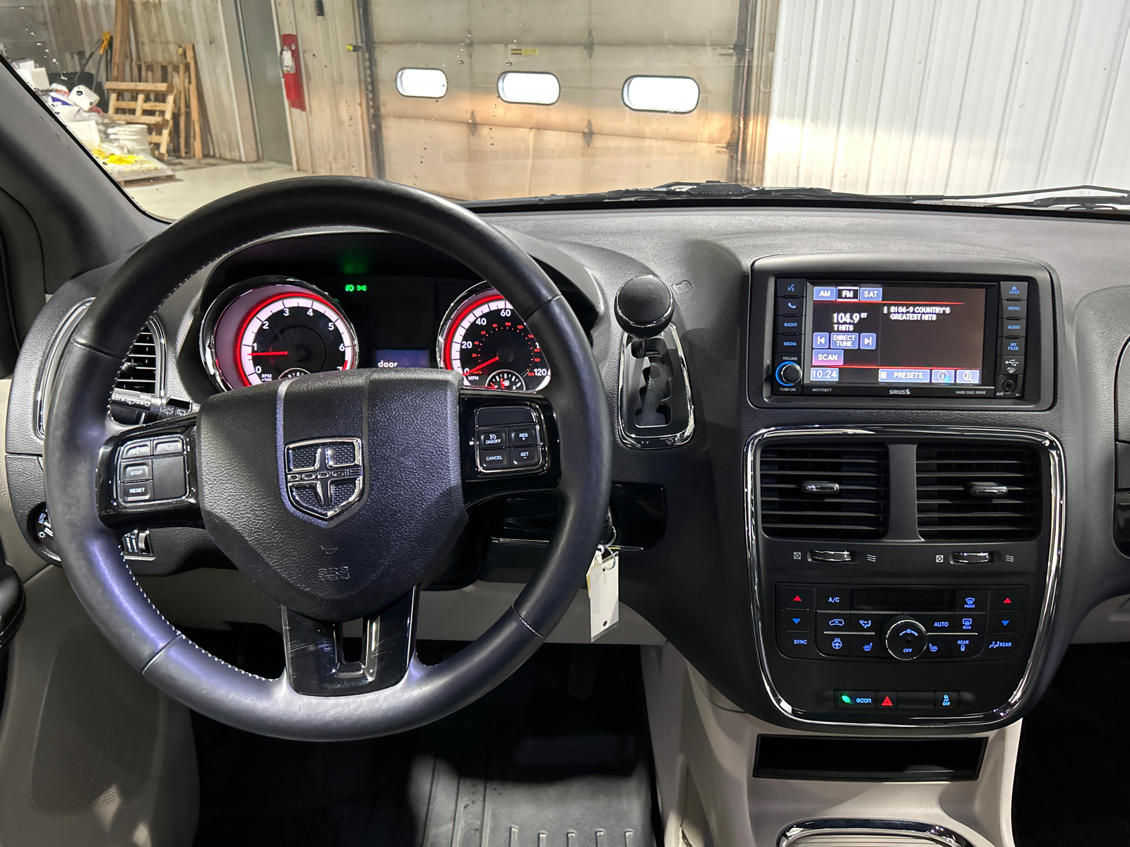 2015 Dodge Grand Caravan SXT Plus 21