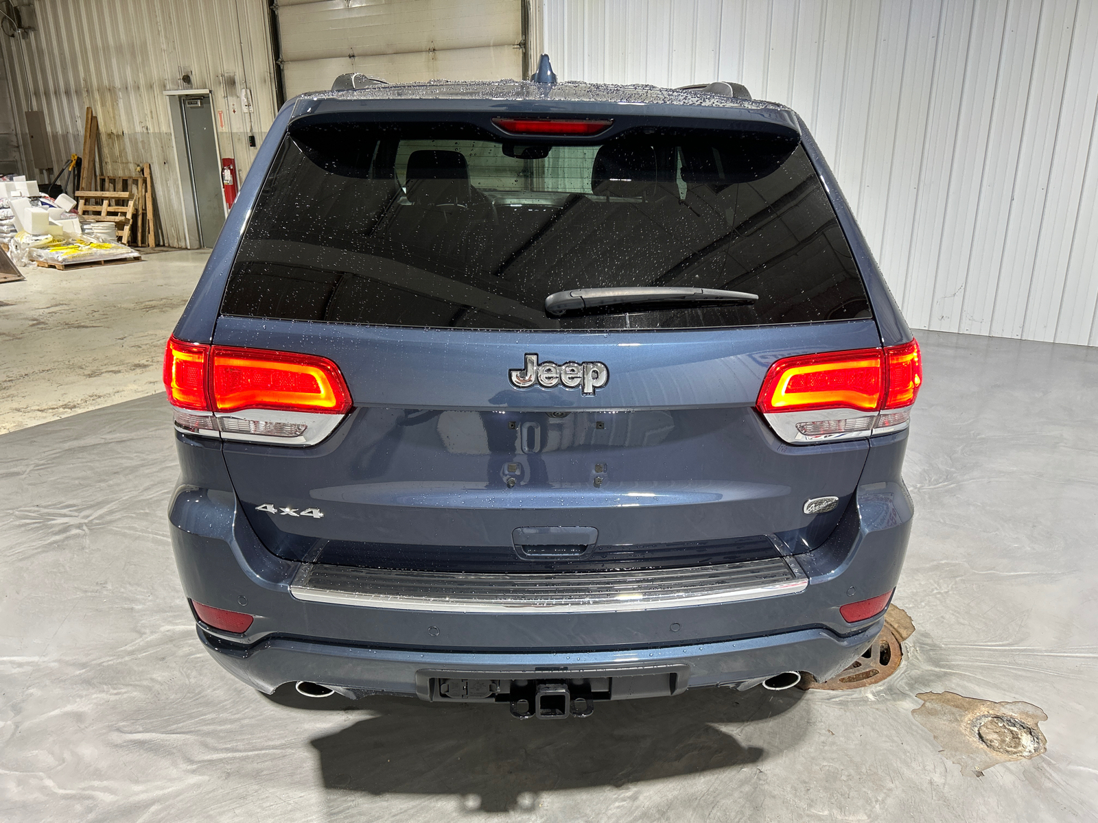 2020 Jeep Grand Cherokee Overland 4